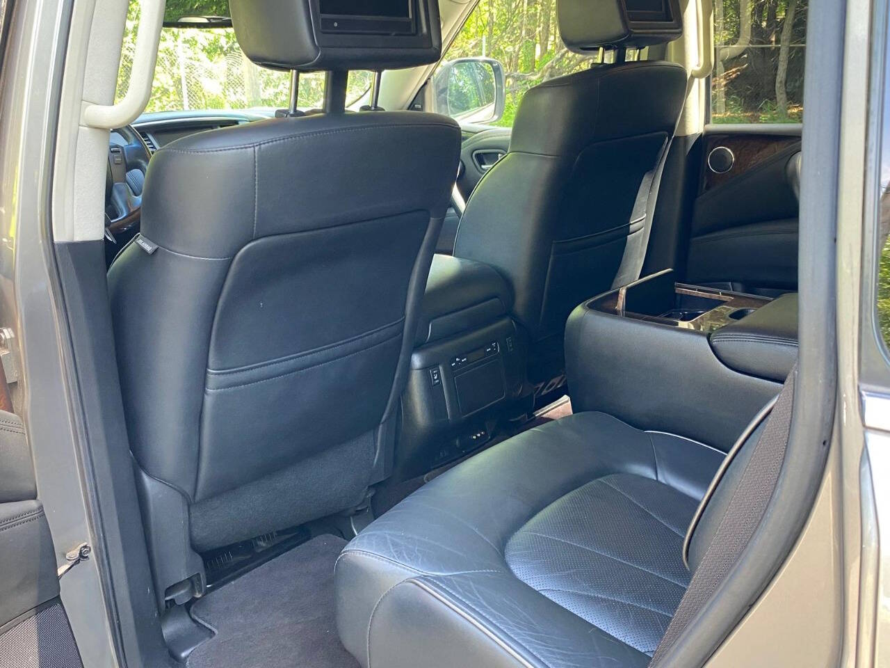 2013 INFINITI QX 56 - Photo 18