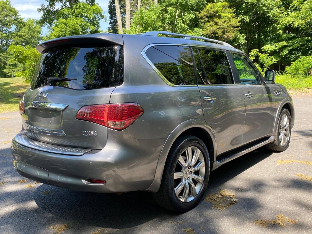 2013 INFINITI QX 56 - Photo 8